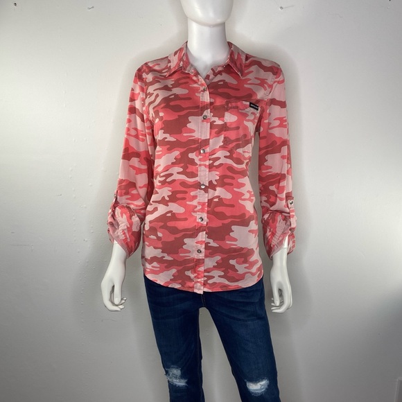 NWT Calvin Klein pink Camo button up‎ shirt - Picture 4 of 14